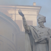 fiducia-e-distruzione-statua