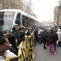 img_1103-manifestazione-casa-manzoni