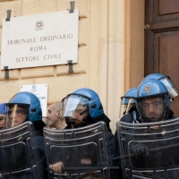 img_5902-contro-sfratti-e-sgomberi-lepanto-tribunale