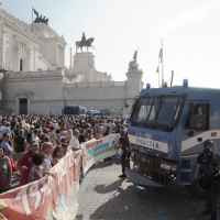 img_7504-manifestazione-al-campidoglio-da-marino